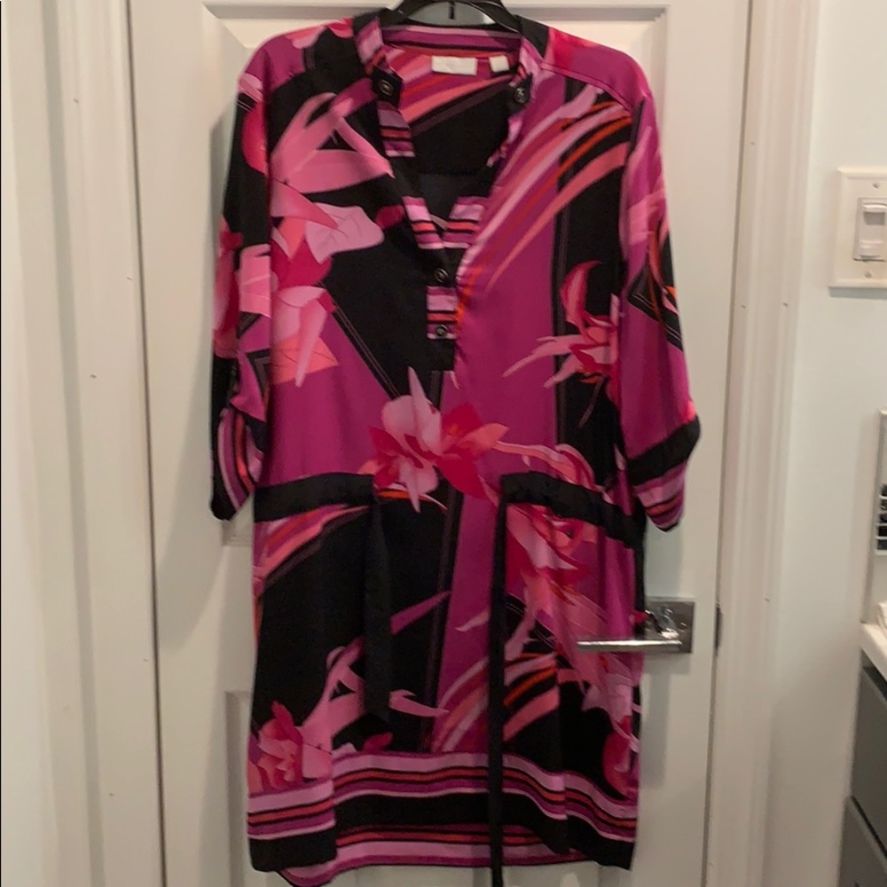 3/4 length sleeve dress.. gently used - wore once.